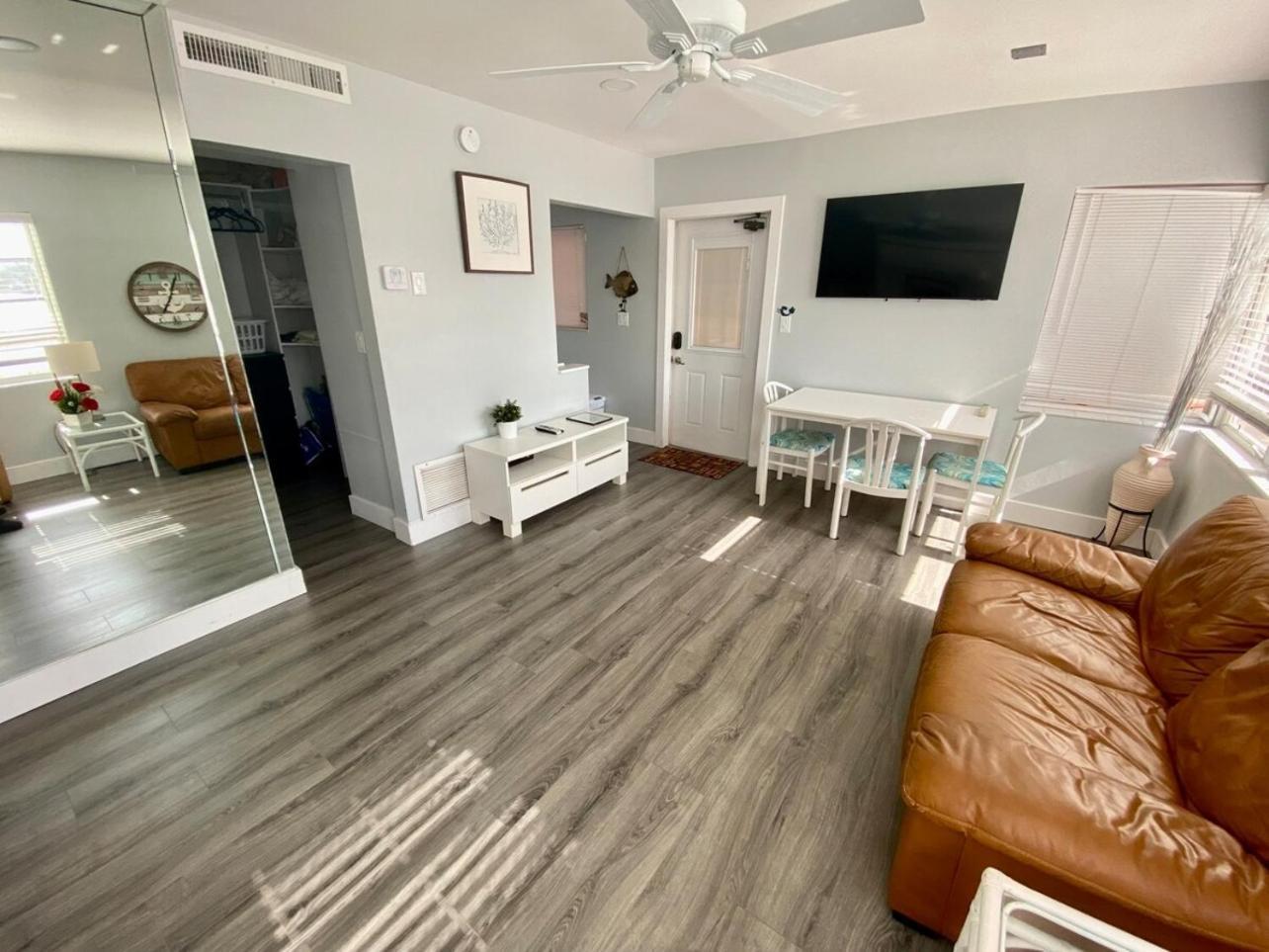 הוילה פומפנו ביץ' Studio Intracoastal Views! 5 Min Walk To The Beach מראה חיצוני תמונה